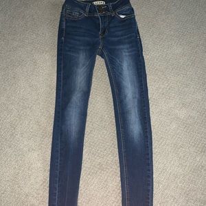 darkwash skinny jeans